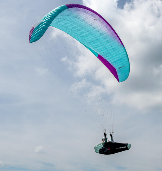 Cocon parapente léger ADVANCE LIGHTNESS 4 Cocon parapente léger ADVANCE LIGHTNESS 4