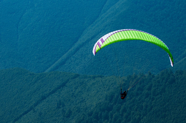 Paragliding vs. Hang Gliding: Which Adventure Is Right for You?